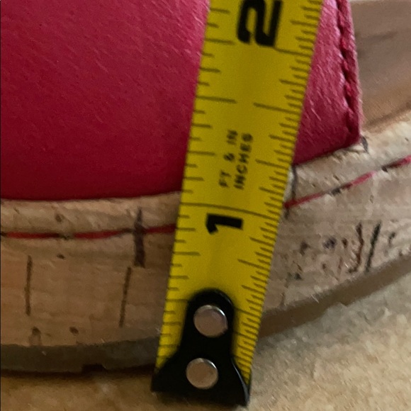 Red BORN wedge shoes - Picture 13 of 13